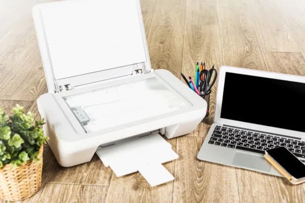Jak podłączyć drukarkę do laptopa – proste sposoby i porady