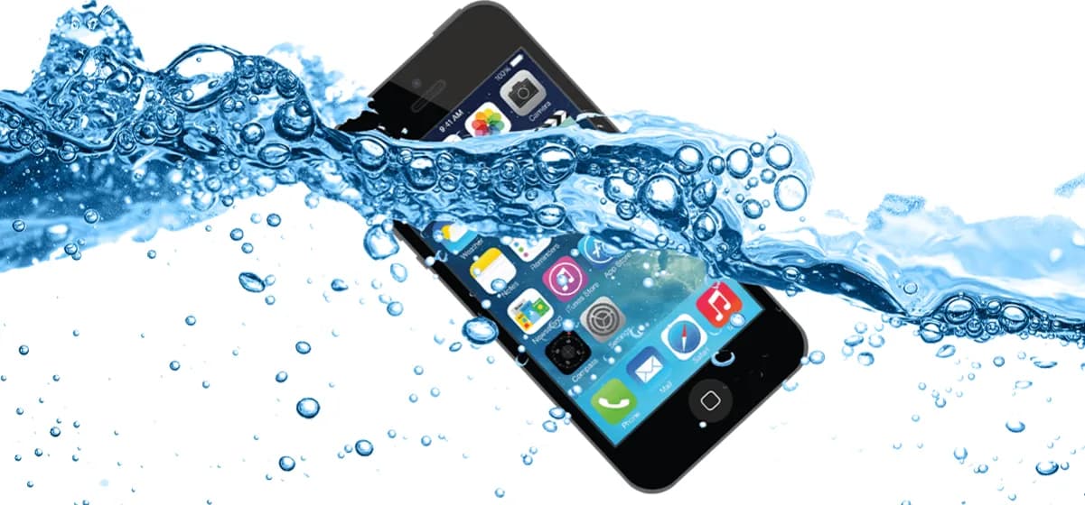 Zalany iPhone? Oto co zrobić, aby go uratować i uniknąć strat